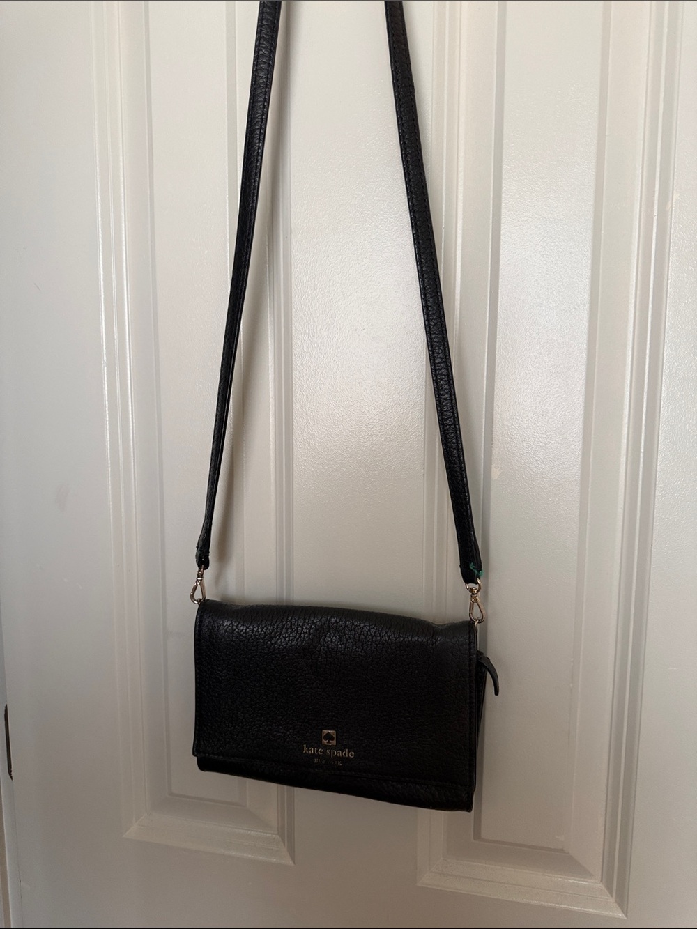 kate spade Black Pebbled Leather Crossbody Wallet